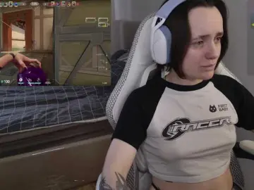 Bongacams Free Live Porn of LunaL0ve