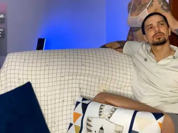 Bongacams Free Live Porn of Naughty-Mailey