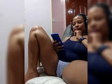 Bongacams Best live sex cam show of CandyLove