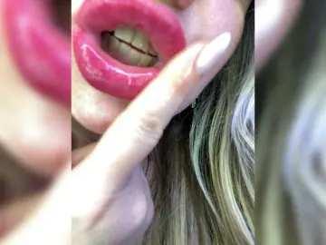 Bongacams Sex Cam of MilenaStarX
