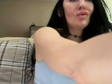 Bongacams Sex Cam of KorolevaQween000