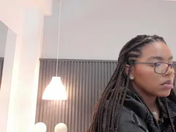 Bongacams Free Live Porn of Tiana-Moon