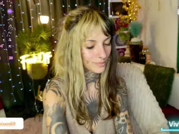 Bongacams Live Sex Cam of VivVixen