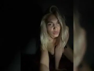 Bongacams Sex Cam of BellaRaff