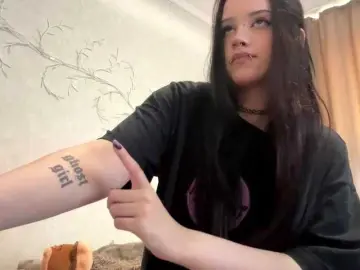 Bongacams Sex Chat of KarriVenture