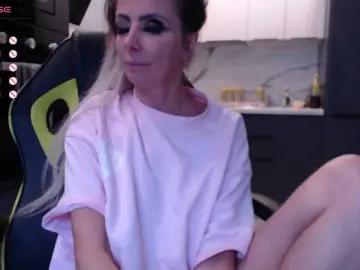 Bongacams Free Live Porn of blondalina
