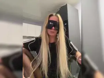 Bongacams Nude Webcam of blondalina