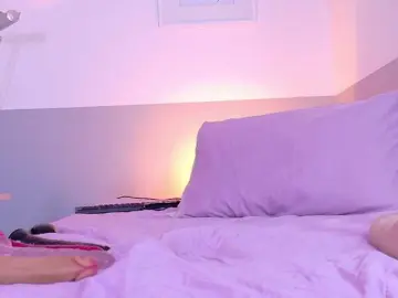 Bongacams Live Sex Cam of cutepetitee
