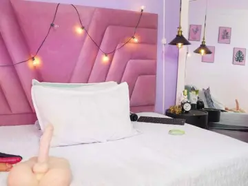 Bongacams Free Porn Cam of cutepetitee
