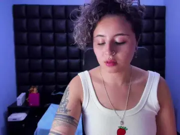 Bongacams Best live sex cam show of tinylove