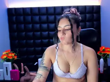 Bongacams Free Porn Cam of tinylove