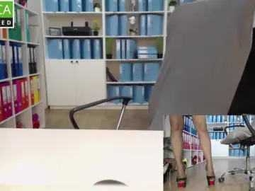 Bongacams Live Sex Cam of legsoffice