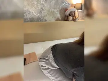 Bongacams Free Live Porn of Incredible123