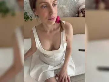 Bongacams Live Sex Cam of Incredible123