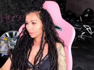 Bongacams Free Porn Cam of -BABAYAGA-