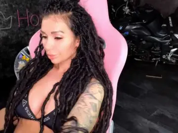 Bongacams Adult Webcam of -BABAYAGA-