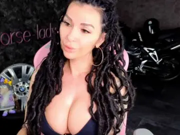 Bongacams Adult Video Chat of -BABAYAGA-