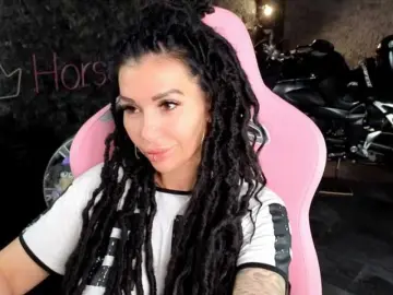 Bongacams Private Sex Chat of -BABAYAGA-