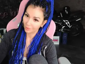 Bongacams Free Porn Cam of -BABAYAGA-
