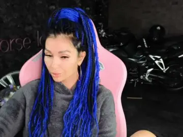 Bongacams Live Sex Cam of -BABAYAGA-