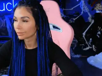 Bongacams Free Live Porn of -BABAYAGA-