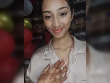 Bongacams Nude Webcam of AlinaPopy