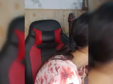 Bongacams Sex Cam of AlinaPopy