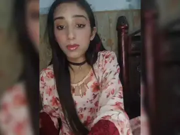 Bongacams Nude Webcam of AlinaPopy