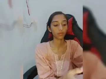 Bongacams Free Porn Cam of AlinaPopy