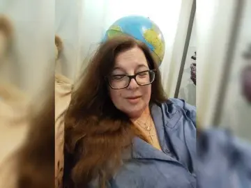 Bongacams Free Porn Cam of HelenBerg