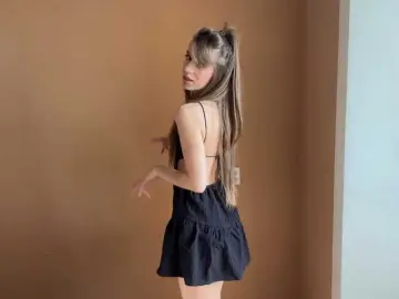 Bongacams Live Sex Cam of BlondellFriot
