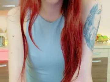 Bongacams Nude Webcam of Julia-Jae