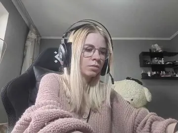 Bongacams Best Webcam of RomonaDoggette