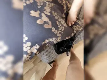 Bongacams Watch Live Sex Cams of MmvHon