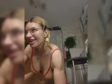 Bongacams Nude Webcam of Divochka
