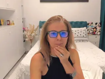 Bongacams Watch Live Sex Cams of SalomeJade