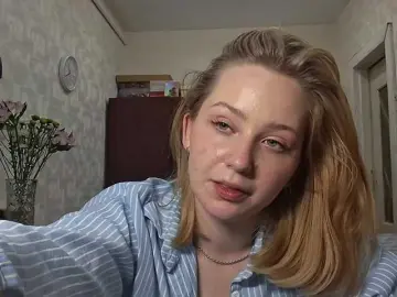 Bongacams Watch Live Sex Cams of MarilynRotundo