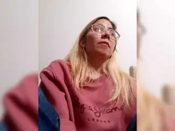 Bongacams Sex Cam of LittleSammy