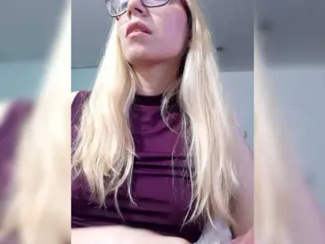 Bongacams Nude Webcam of LittleSammy