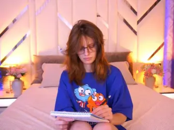 Bongacams Live Sex Cam of CuteeFoxy