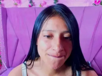 Bongacams Nude Webcam of SharlotRodriguez