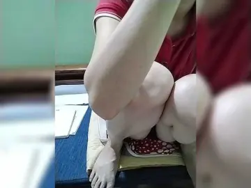 Bongacams Best live sex cam show of Moon18x
