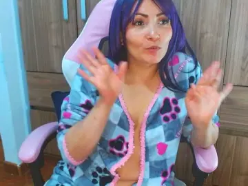 Bongacams Nude Webcam of nanis-milf
