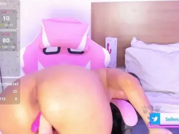 Bongacams Sex Cam of sellenasquirt