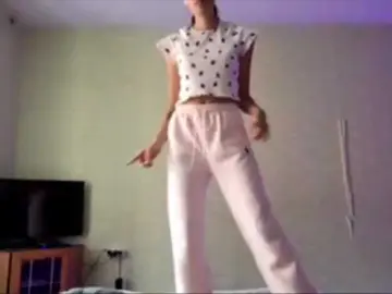 Bongacams Sex Cam of BernadinePasqua
