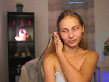 Bongacams Nude Webcam of emmiemurray