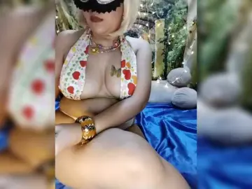 Bongacams Adult Webcam of SexyHeaven69