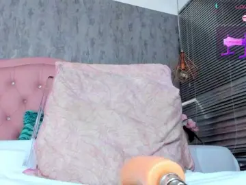 Bongacams Nude Webcam of Nahomidi-bello