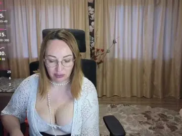 Bongacams Private Sex Chat of Pink-Lips