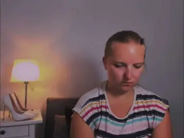 Bongacams Watch Live Sex Cams of RoseNatural